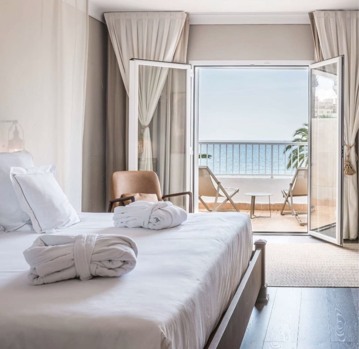 be live hotels